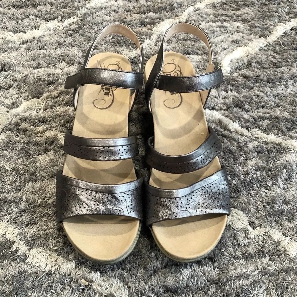 Umberto Raffini‎ oceanic Wedge sandals size 41 Metallic Silver Open Toe Leather